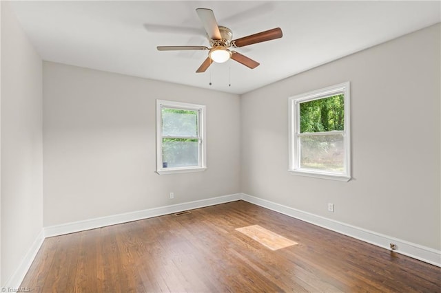 212 Lakeview Dr E, Thomasville, NC 27360 - empty room with wood finished floors and ceiling fan