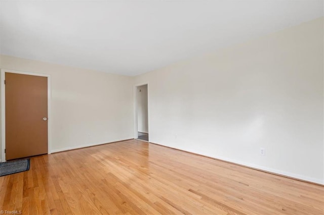 empty room featuring light hardwood / wood-style flooring