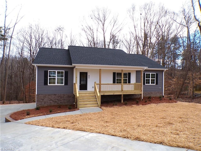 view of front of property featuring a porch