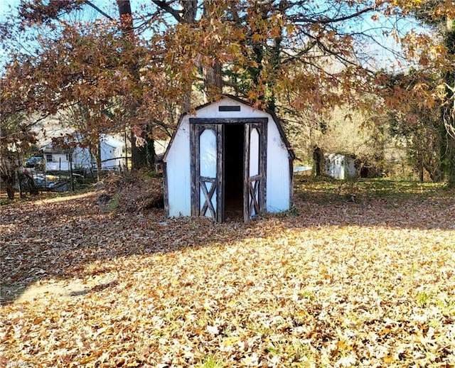 view of outdoor structure