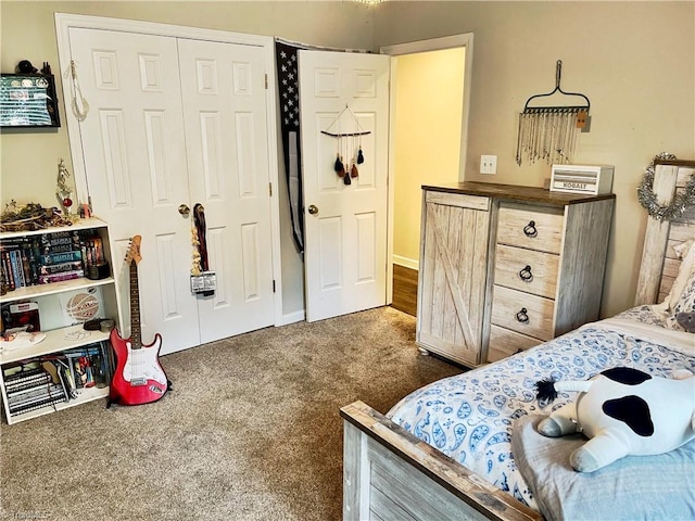 940 Huntington Run Ln, Kernersville, NC 27284 - bedroom with dark carpet and a closet