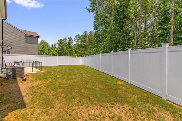 4062 Monteray Cir, High Point, NC 27265 - view of yard featuring central AC unit