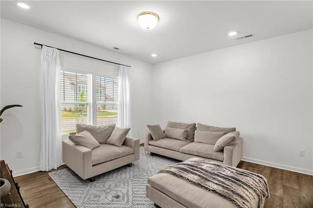 4062 Monteray Cir, High Point, NC 27265 - living room featuring wood finished floors, baseboards, and recessed lighting