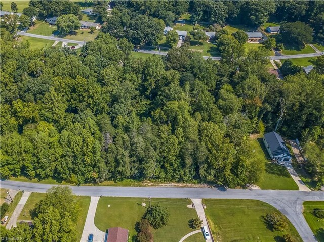 Listing photo 3 for 0 Tam O Shanter Rd, Kernersville NC 27284