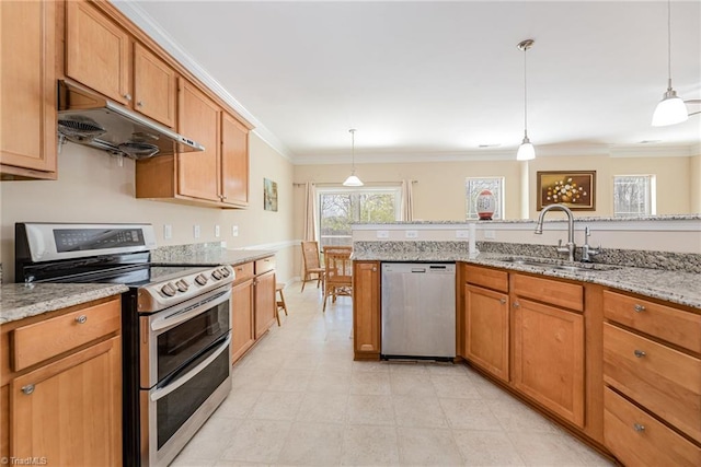 kitchen with a sink, ornamental molding, appliances with stainless steel finishes, and under cabinet range hood