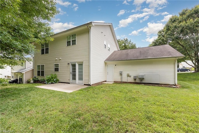 5207 Highland Oak Ct, Greensboro, NC 27410 - back of house with a patio and a yard
