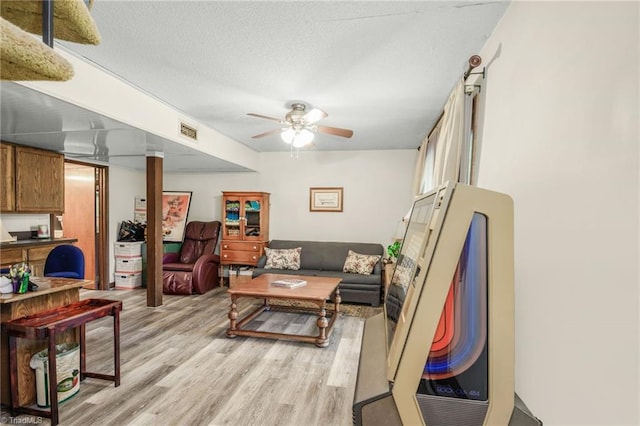 1920 Chateau Rdg, Winston-Salem, NC 27103 - living room with light wood-type flooring and ceiling fan