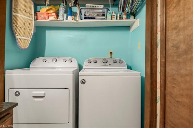1920 Chateau Rdg, Winston-Salem, NC 27103 - laundry area featuring washing machine and clothes dryer