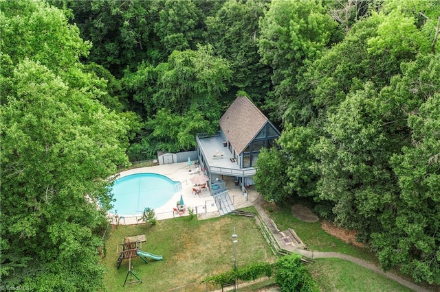 1920 Chateau Rdg, Winston-Salem, NC 27103 - aerial view of property and surrounding area featuring a pool area