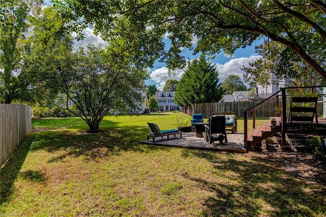 view of yard with a patio