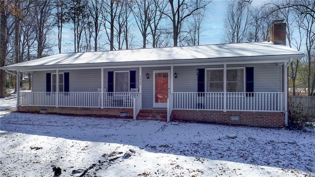 view of front of property featuring a porch