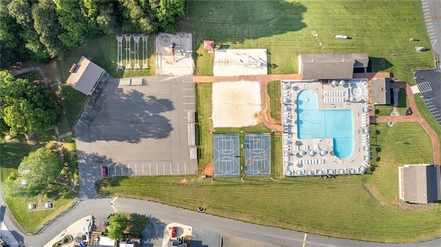 aerial overview of property's location featuring a pool