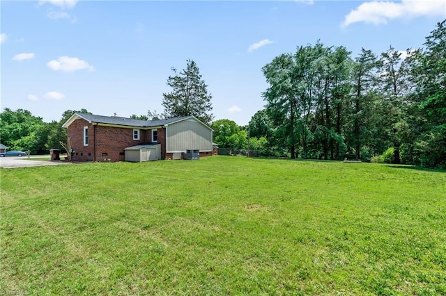 121 Jacklyn Ct, High Point, NC 27265 - view of green lawn