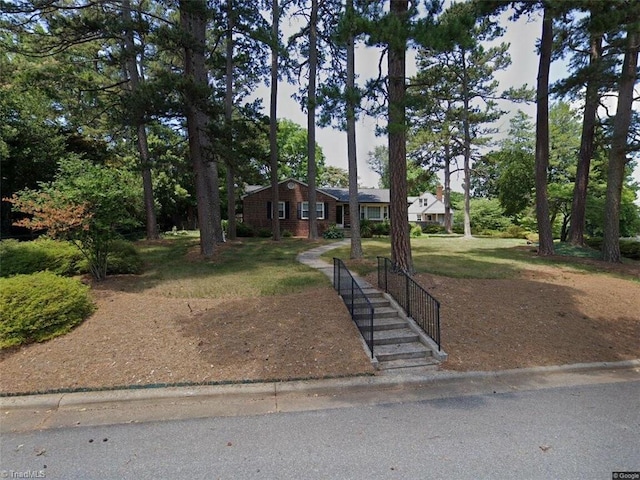 200 Trail Two, Burlington, NC 27215 - ranch-style home featuring a front lawn