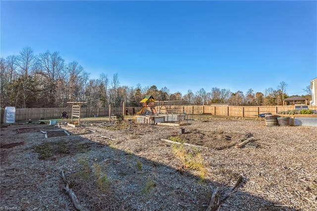 view of yard with a rural view