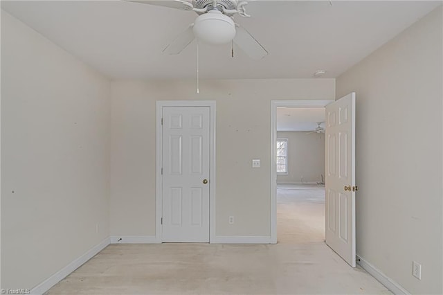 unfurnished room featuring ceiling fan