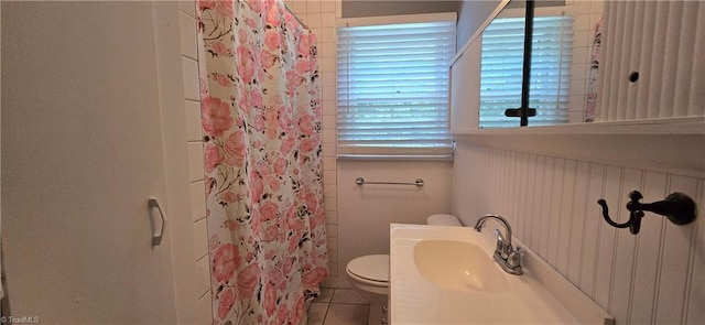 1904 E Innes St, Salisbury, NC 28146 - bathroom featuring a shower with shower curtain