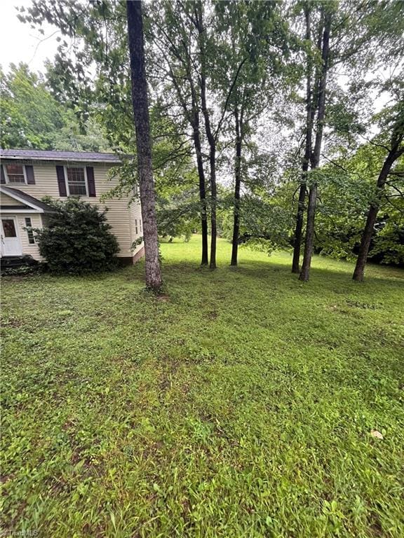 3603 Castleton Rd, Greensboro, NC 27406 - view of green lawn