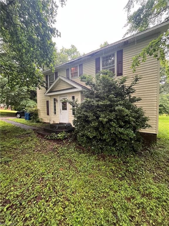 3603 Castleton Rd, Greensboro, NC 27406 - view of front facade