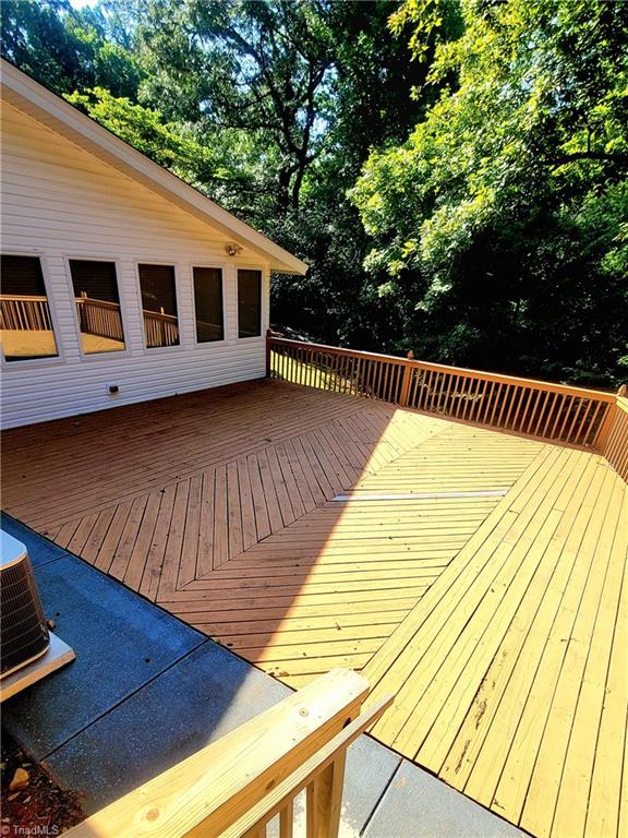 deck with central AC unit