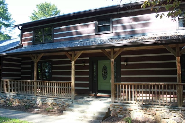 view of front of home with covered porch