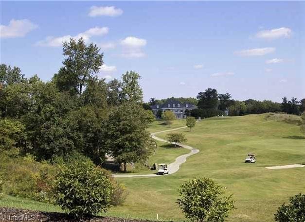 6 Old Park Ct, Greensboro, NC 27407