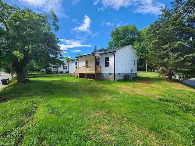 402 High Point St, Randleman, NC 27317 - rear view of property featuring crawl space and a yard