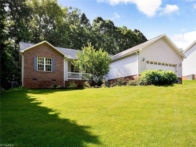 3714 Courtland Cir, Thomasville, NC 27360 - single story home with crawl space, brick siding, a front lawn, and a porch