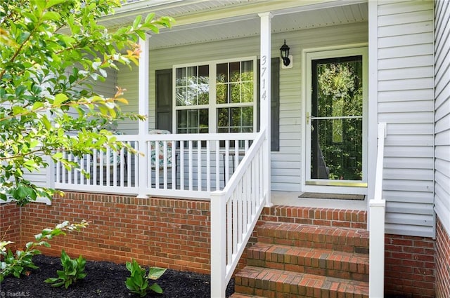 3714 Courtland Cir, Thomasville, NC 27360 - view of exterior entry featuring covered porch