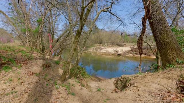 335 Phillips Rd, Dobson, NC 27017