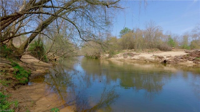 335 Phillips Rd, Dobson, NC 27017
