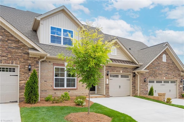 craftsman-style house featuring a garage