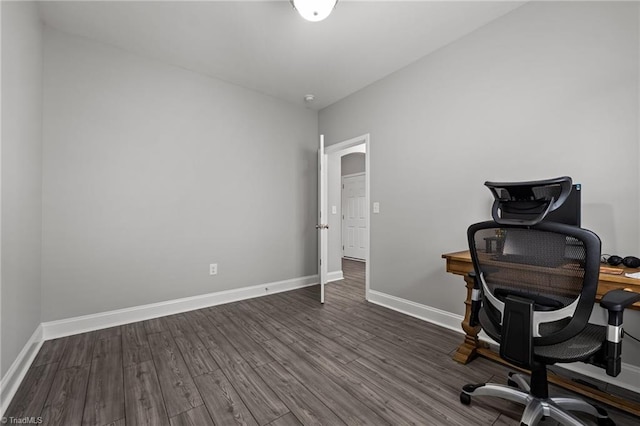 6624 Knob Creek Dr, Whitsett, NC 27377 - office space featuring wood finished floors and baseboards