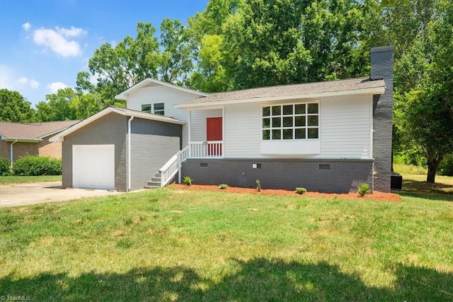 view of front facade featuring central air condition unit, a front yard, and a garage