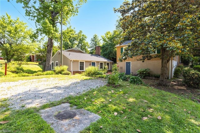608 Spruce St, High Point, NC 27262 - view of front of property featuring a front yard