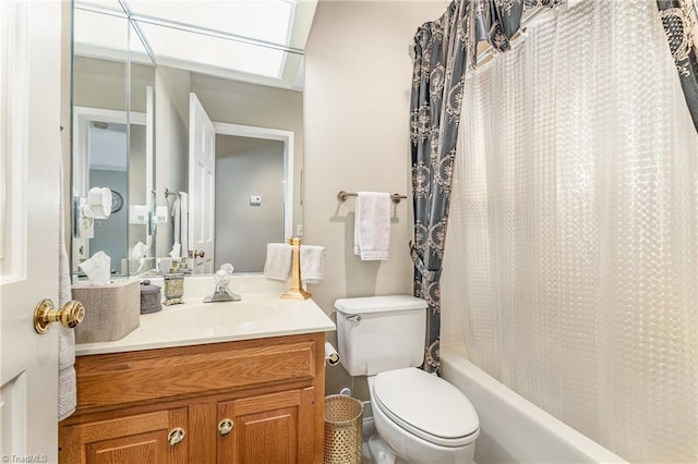 1312 Gilbrook Ct, High Point, NC 27262 - bathroom featuring vanity, shower / bathtub combination with curtain, and toilet