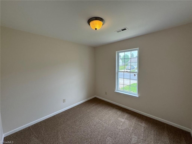 8 Franklinwood Dr, Greensboro, NC 27401 - carpeted spare room featuring baseboards