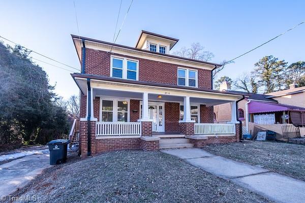 front of property featuring a porch