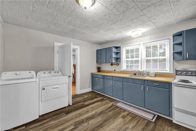 kitchen with sink, dark wood-type flooring, white electric stove, and washing machine and dryer