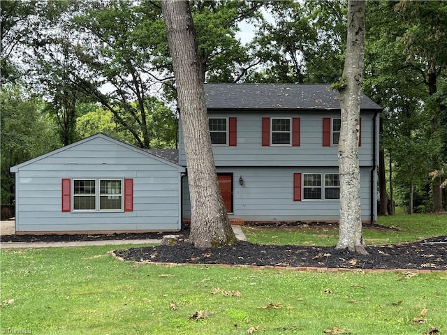 1427 Westwood Ln, Wilkesboro, NC 28697 - colonial house with a front lawn