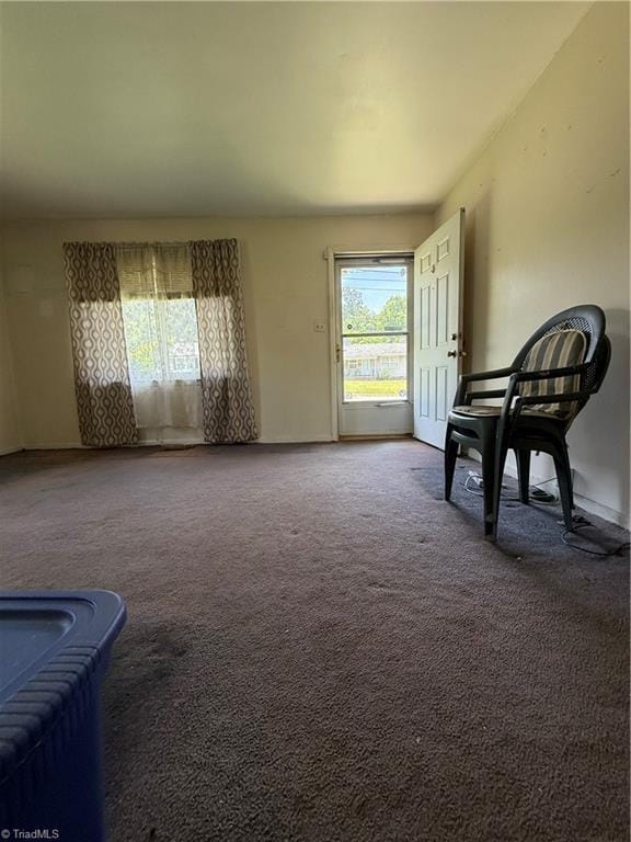 1611 Willow Rd, Greensboro, NC 27401 - living area featuring carpet floors