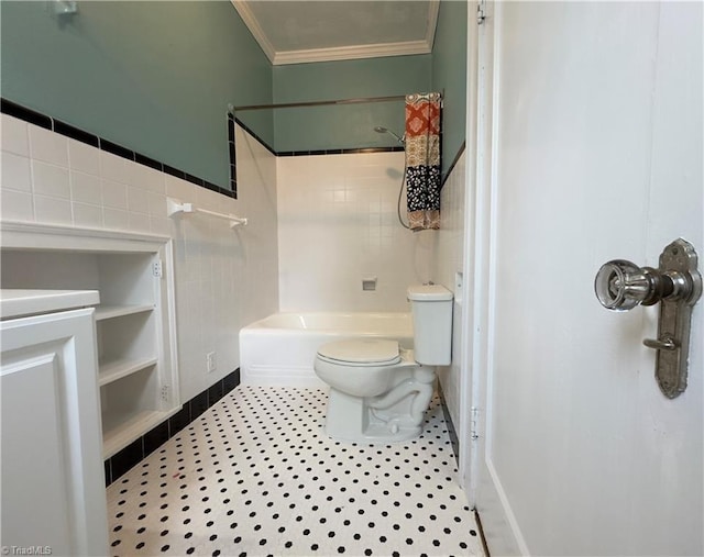 216 Rawley Ave, Mount Airy, NC 27030 - full bathroom featuring tile walls, crown molding, toilet, and tub / shower combination