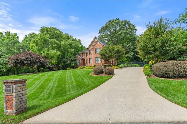 4607 Eden Bridge Dr, Kernersville, NC 27284 - view of front facade with a front yard