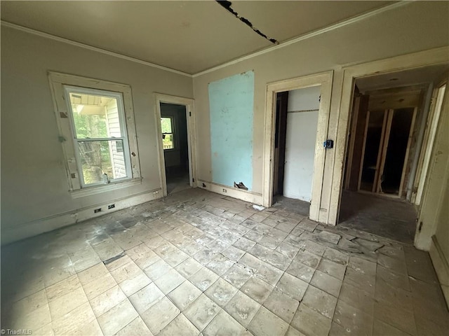 302 Louise Ave, High Point, NC 27262 - spare room with ornamental molding
