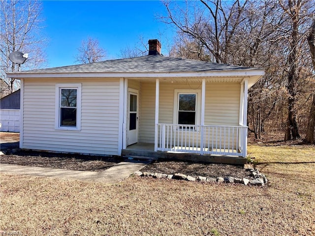 bungalow-style home featuring covered porch