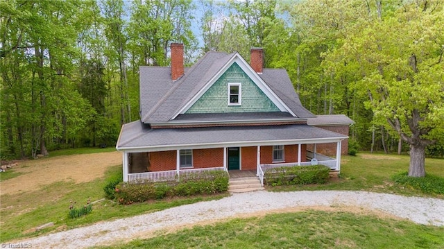 view of front of home with covered porch