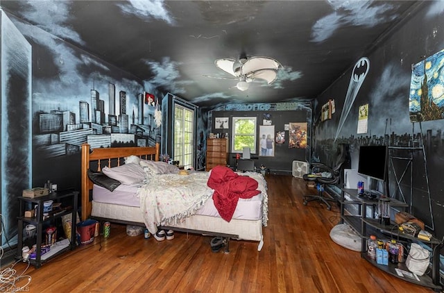1414 Henri St, Mount Airy, NC 27030 - bedroom featuring wood finished floors and ceiling fan