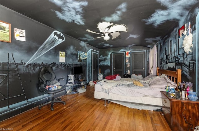 1414 Henri St, Mount Airy, NC 27030 - bedroom featuring wood-type flooring