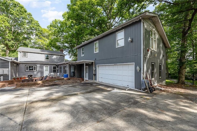 1414 Henri St, Mount Airy, NC 27030 - view of front of property with a garage and driveway