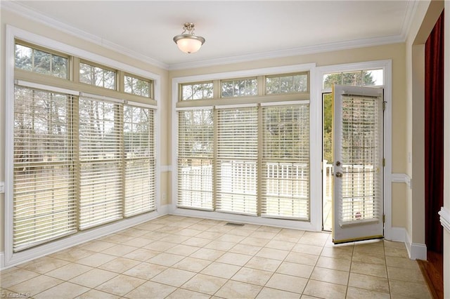 view of unfurnished sunroom